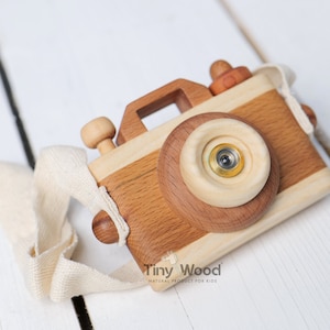 Retro Wooden Toy Camera for Kids Toddlers - Montessori Educational & Sustainable Nature-Inspired Toddler Camera