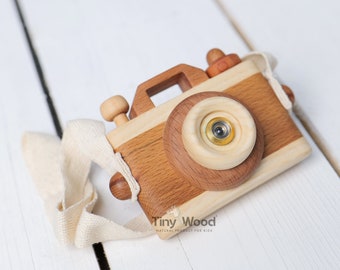Retro Wooden Toy Camera for Kids Toddlers - Montessori Educational & Sustainable Nature-Inspired Toddler Camera