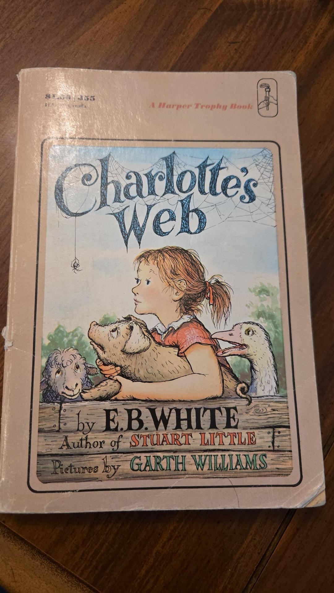 Vintage Charlotte's Web Paper Back Book by E B White 1973 Children's ...