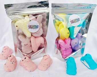 Freeze dried Easter marshmallows • freeze dried marshmallows • freeze dried peeps • freeze dried chicks