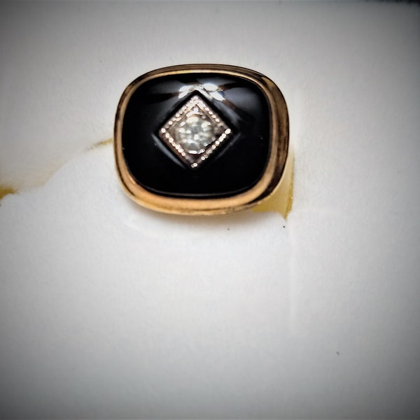 Vintage Gold Plated? Filled?, Black Onyx Background, Tested Diamond Tie Tack Pin
