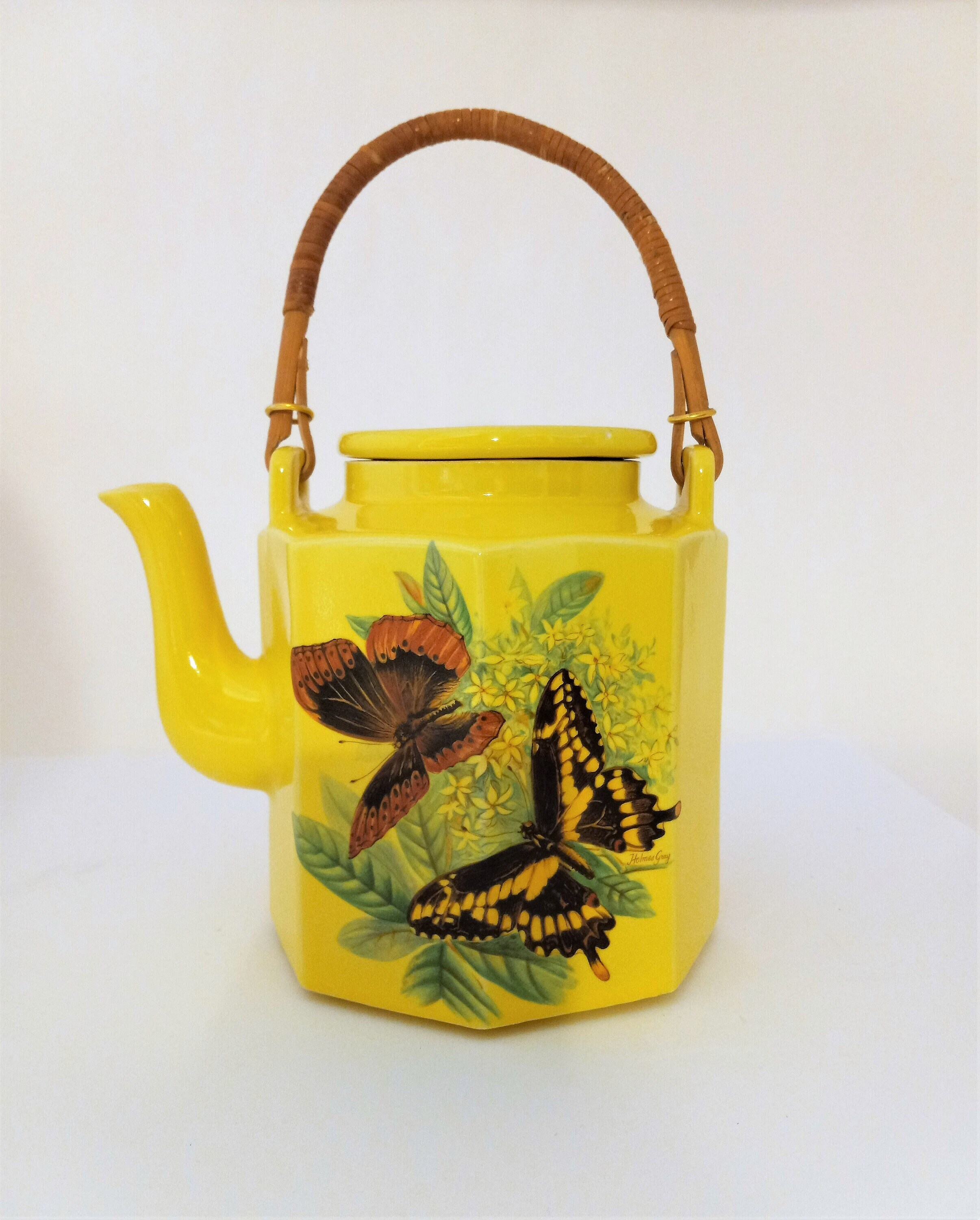 Vintage McCoy Happy Yellow Teapot Woven Handle 2 Beauty Butterflies