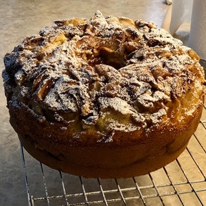 Jewish Apple Cake