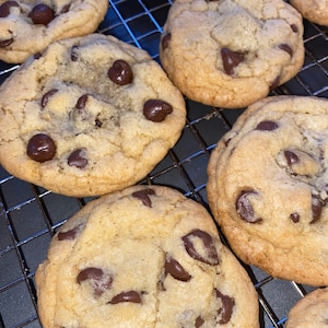 Soft and Chewy Chocolate Chip Cookies