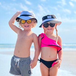 Reversible Bucket hat