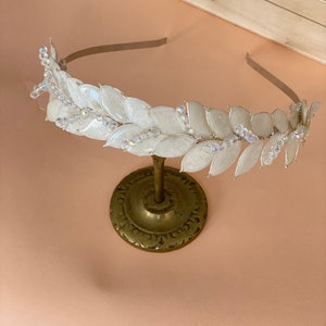 Resin Hair Accessories for Wedding - Pearlescent Crown, Bridal Tiara, Bride's Headband