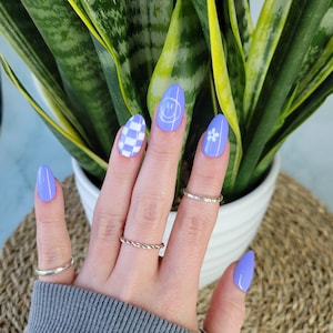 Lavender Abstract Press On Nails | Custom Sized Set | 10 Nails Included