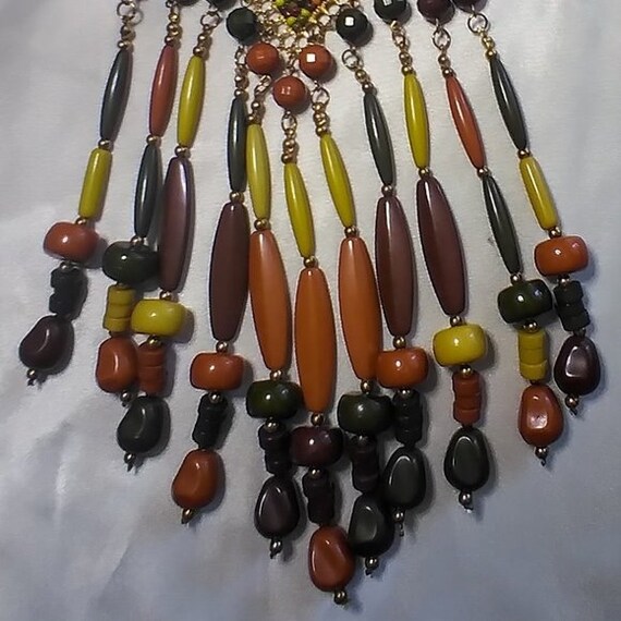 Beautiful Exotic Beaded Necklace - image 4