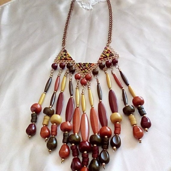 Beautiful Exotic Beaded Necklace - image 8
