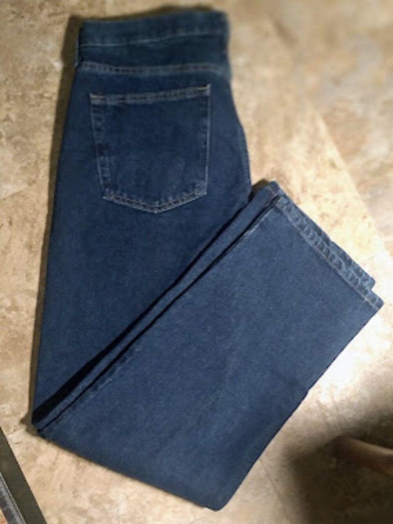 NWT Wrangler Men's Five Star Premium Denim Relaxed Fit Jeans Size: 33 X 32 image 3