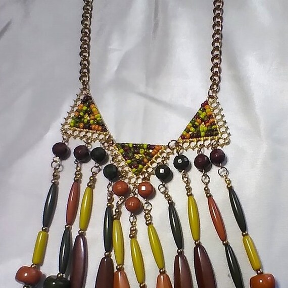 Beautiful Exotic Beaded Necklace - image 7
