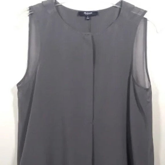 Madewell 1937 Grayish Blue silk sleevess top Size: