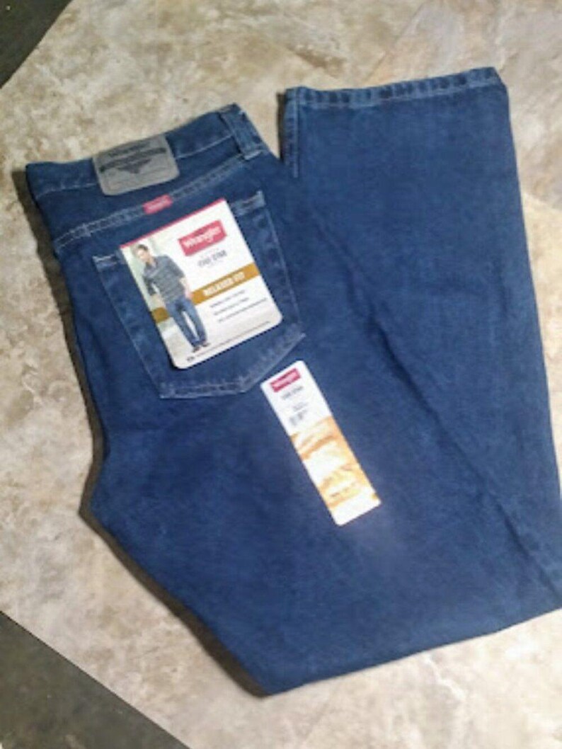 NWT Wrangler Men's Five Star Premium Denim Relaxed Fit Jeans Size: 33 X 32 image 6