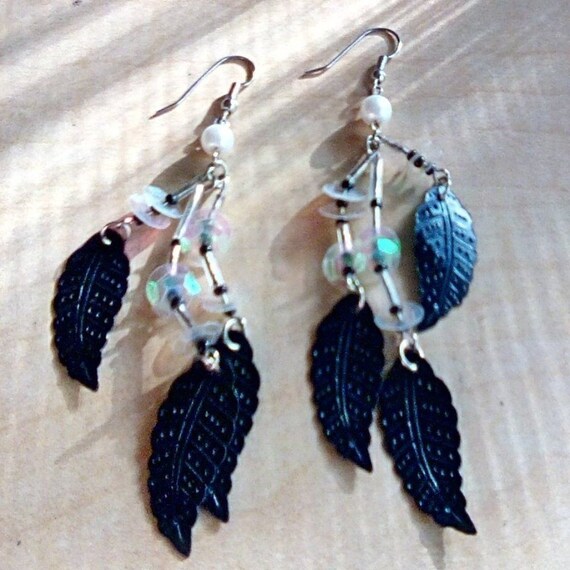 Beaded with Sequence Crow feather Pierced earring… - image 3
