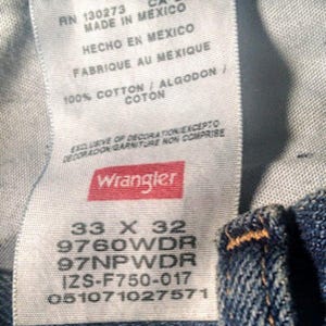 NWT Wrangler Men's Five Star Premium Denim Relaxed Fit Jeans Size: 33 X 32 image 8