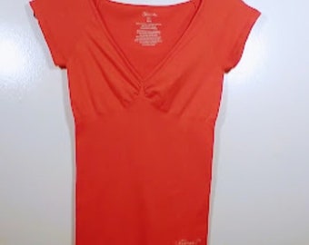 Women's Red Guess? V Neck Cap Sleeve Stretch Top Size M/L