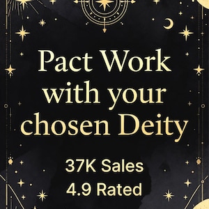 Pode incluir: Um gráfico retangular preto com detalhes celestiais dourados, incluindo estrelas, luas e motivos de bússola. O texto diz: Pact Work with your chosen Deity, 37K Sales, 4.9 Rated. O design apresenta um fundo escuro com bordas decorativas douradas.