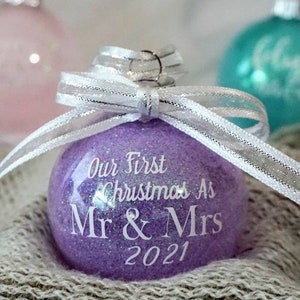 First Christmas Married, Personalized Glitter Ornament Customized, Christmas Gifts, Glitter Round Ornament, Holiday Home Decor, Shatterproof