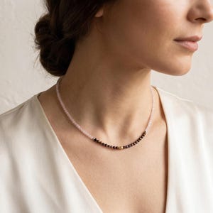 Minimalist Perlen Choker Halskette, Natürliche Edelsteine, Stern Anhänger, Zarte Gold Schmuck