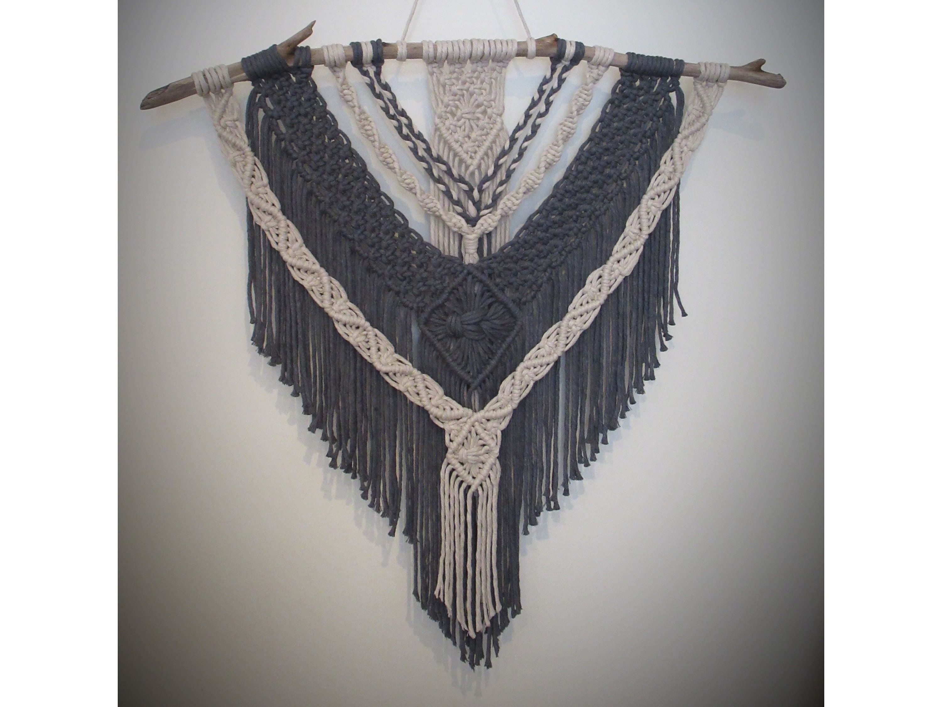 Grande Tenture Murale en Macramé Gris Beige - 73cm