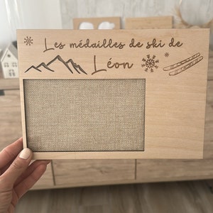 Porte médailles de ski en bois