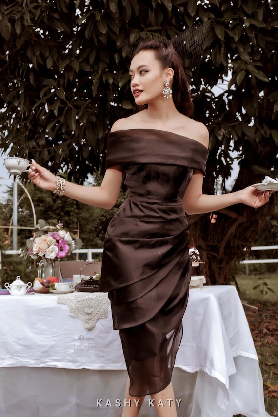 green emerald velvet dress Mac Duggal - Plum Off The Shoulder Tea Length Dress main image 1