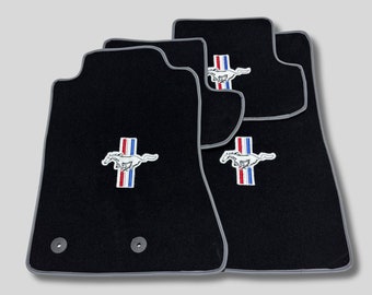 Tapis de sol de voiture compatible avec Ford Mustang 2005-2023 / Mustang Carpet