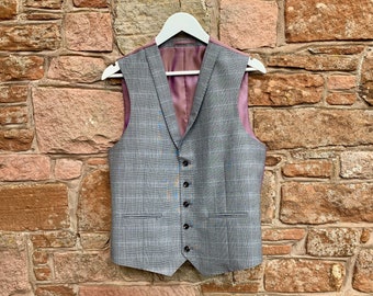 RETRO ENGLISH VEST - Vintage Retro Classic Grey Black and white window pane check Waistcoat or Vest with two slit pockets.