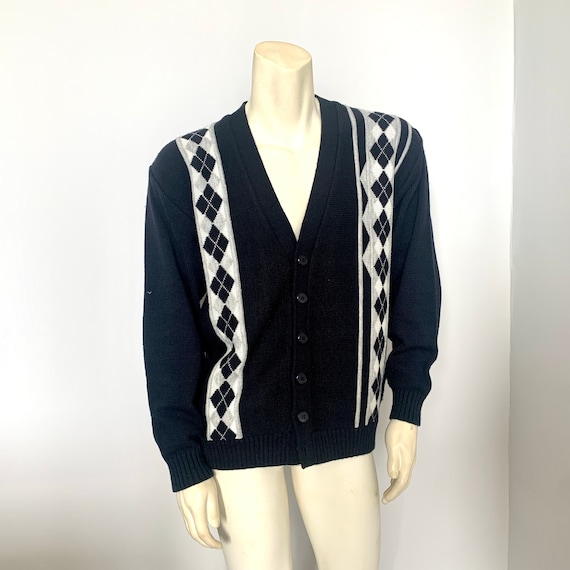 Retro 70s style Grandad Cardigan in a geometric p… - image 1