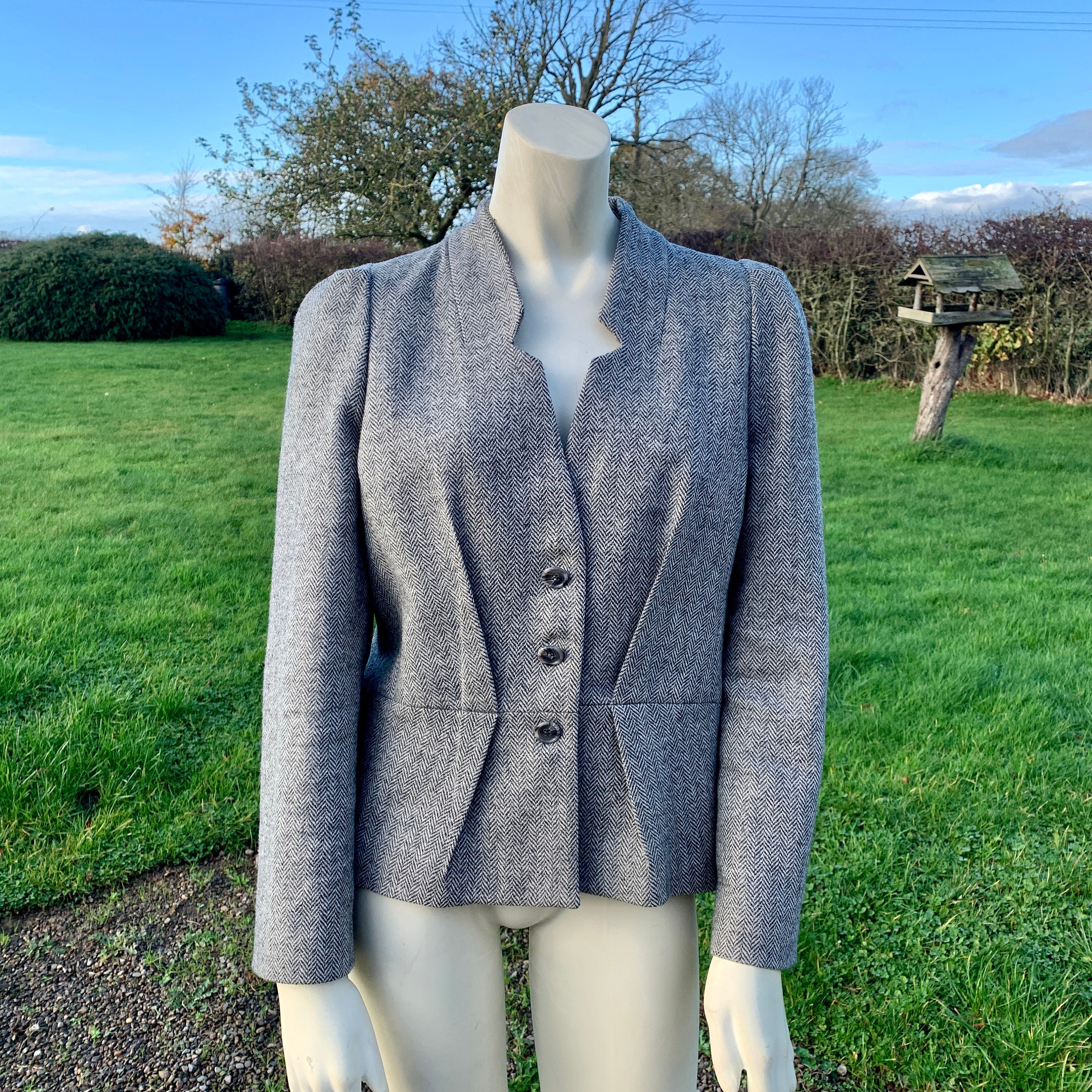 LADIES TWEED JACKET Classic High Quality Scottish house of Bruar Ladies Herringbone Tweed Jacket Size 12 Etsy Israel