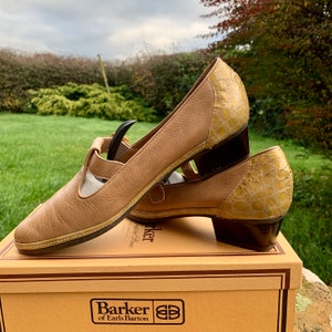VINTAGE LADIES SHOES -  Retro High Quality Fine Rangoni Rogerson Italian Ladies Shoes - Hand Made in Italy