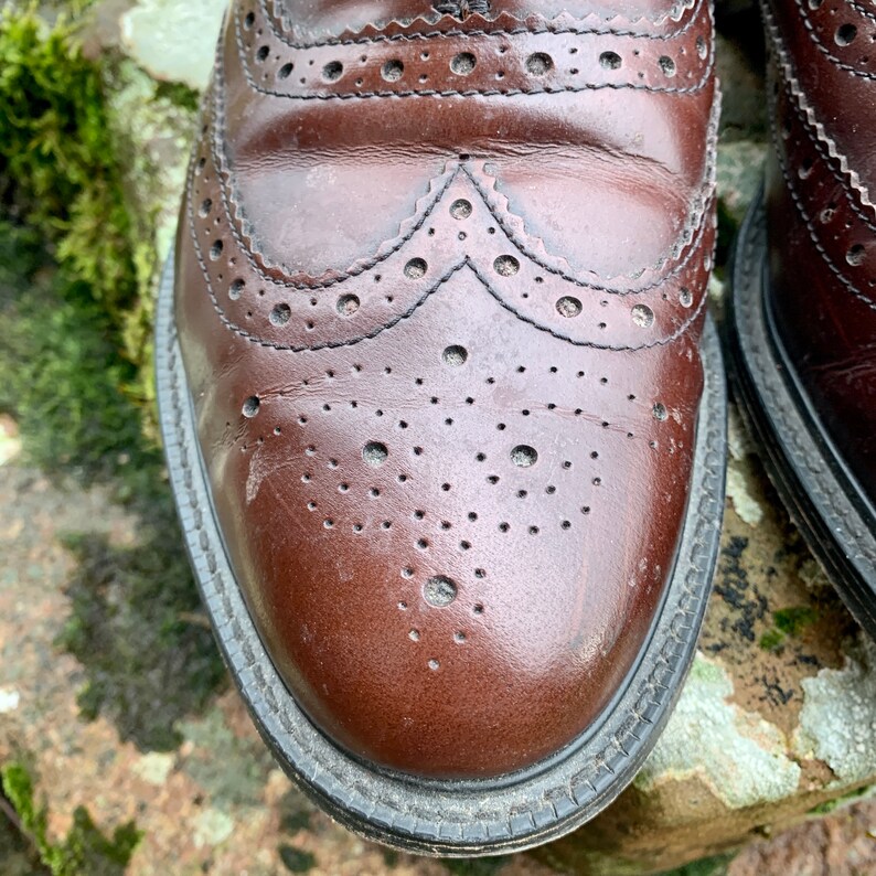Heavy-Brown Hand-Finished Leather photo