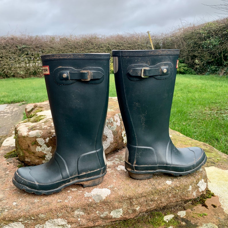 BRITISH HUNTER WELLIES / Hunter Wellington Boots Vintage Children's Classic English Hunter Wellington Boots & original Bag image 8