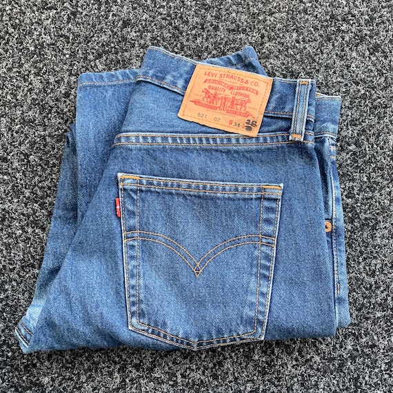 Levis l size new arrivals