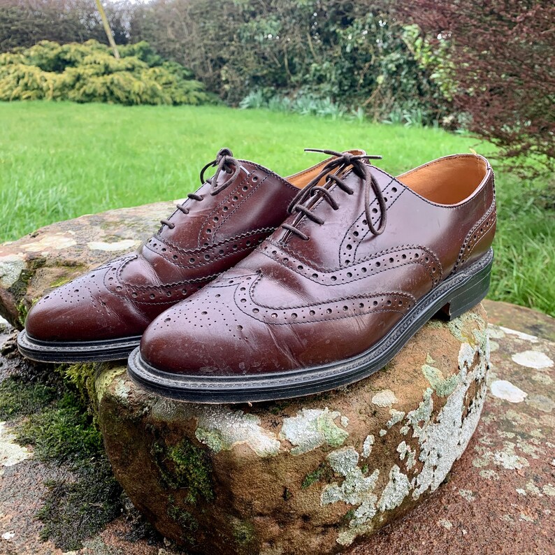 Picture of Classic Vintage Quintessentially English Brown Brogue Shoes Hand ...