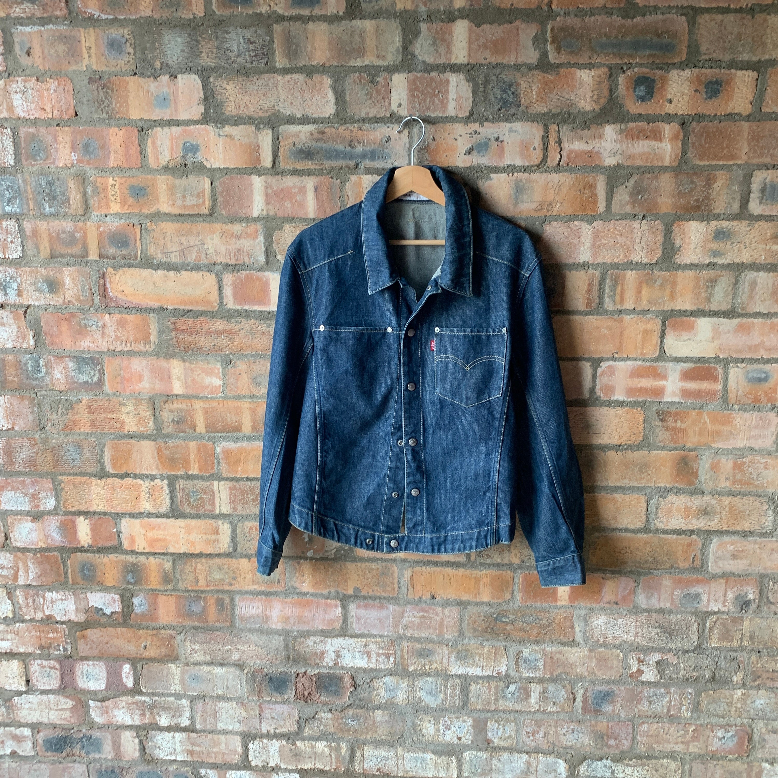 Levis engineered trucker jacket hotsell