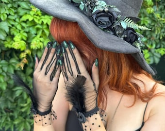 Black Tulle Feather Gloves: Gothic Halloween Costume Accessory