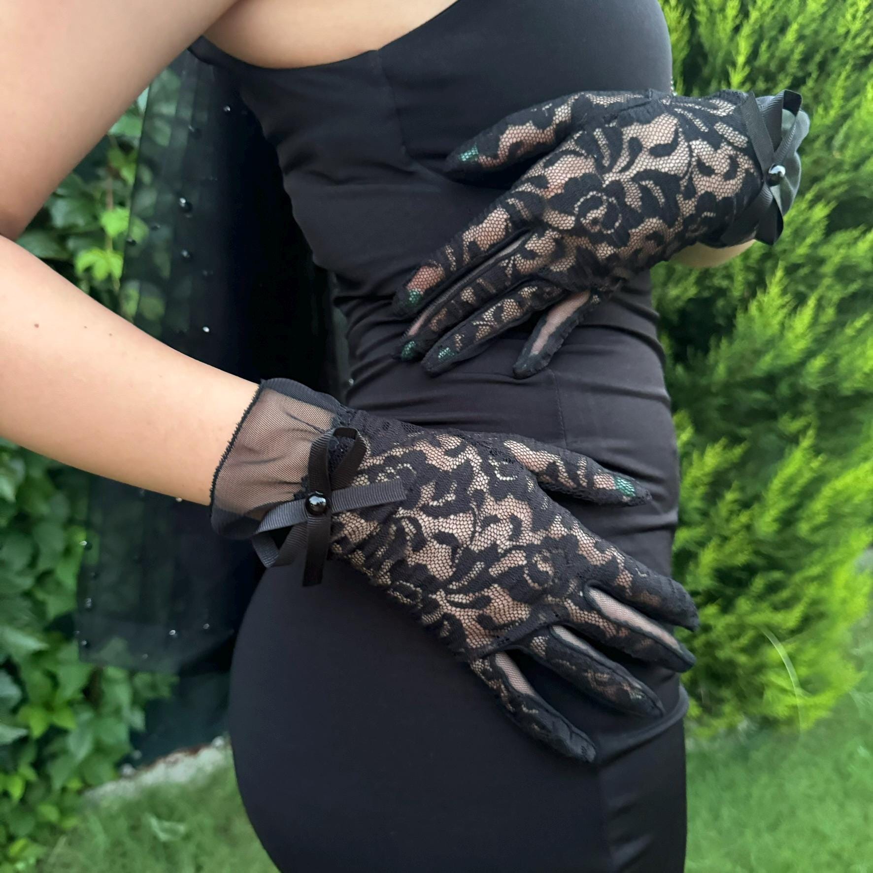 Guanti In Pizzo Nero Lunghi Fino Al Gomito Per Donna | 28x14 Cm, Senza Dita, Per Halloween E Cosplay | Accessori Gotici E Da Strega