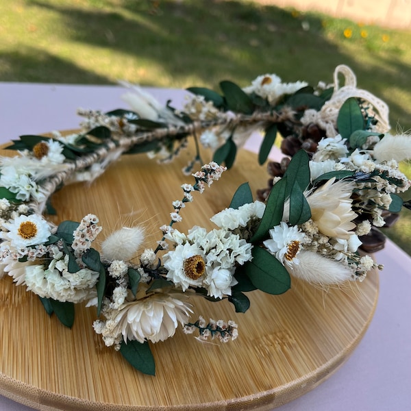 Witte gedroogde madeliefjebloemen kroon, groene eucalyptus bladeren haarkrans, rustieke Boho bruiloft, bruidsbloem, bruidsmeisjes haartoebehoren,