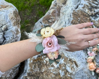 Corsage de fleurs rustique au poignet, bracelet floral, bracelet, bracelet de fleurs, corsage de poignet de demoiselle d'honneur, bracelet de mariage, bracelet de fleurs de la mariée