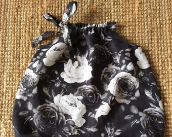 Black & White Vintage Rose Linen Baby Romper Antique Goth Style Cotton Fabric Outfit 6-12mths