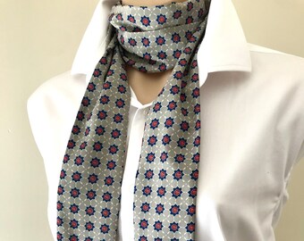 Sage Green Star Print Scarf: Unisex Faux Silk Skinny Tie