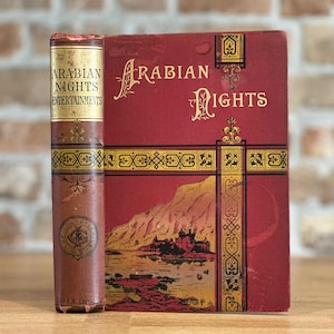 Tesori consumati dal tempo - Libri vintage in cerca di una casa per sempre - Libri decorativi - Libri bellissimi - Libri antichi - Libri usati. Offerte speciali.