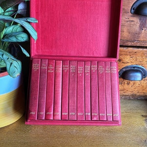 The Poetical Works of Alfred Lord Tennyson. Beautifully Presented in Original Wooden Box. Hardback Books. Vintage Books. Poetry.