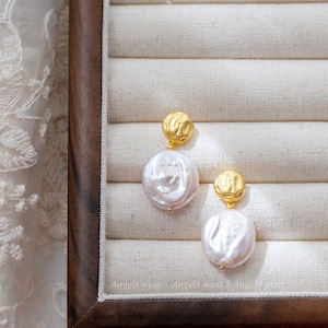Baroque Pearl Earrings; Pearl Drop Earrings: Vintage Style Earrings; Baroque Dangling Earrings; Gold Pearl Earrings