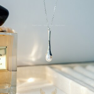 Modern Pearl Necklace; Unique Pearl Pendant Necklace; 925 Sterling Silver Necklace; Fresh Water Pearl necklace