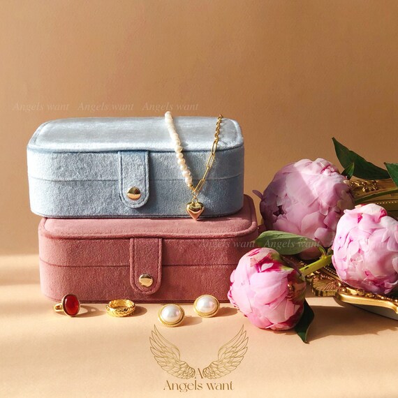 Portagioie Da Tavolo Con Coperchio In Vetro, 12 Scomparti Per Collane, Interno In Velluto Rosa, Dimensioni 20x15x4,3 Cm, Organizer Per Gioielli