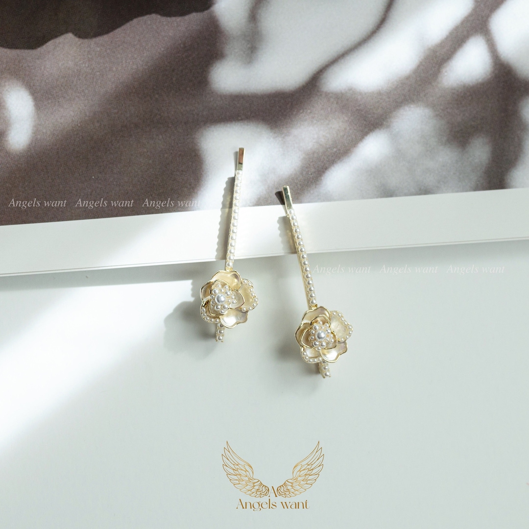 (2) Elegant Camellia Floral Design Decorative Pearl Gold Tone French Barrettes Amazon.com : Pearl Hair Clips Barrettes for Women Elegant  main image 3
