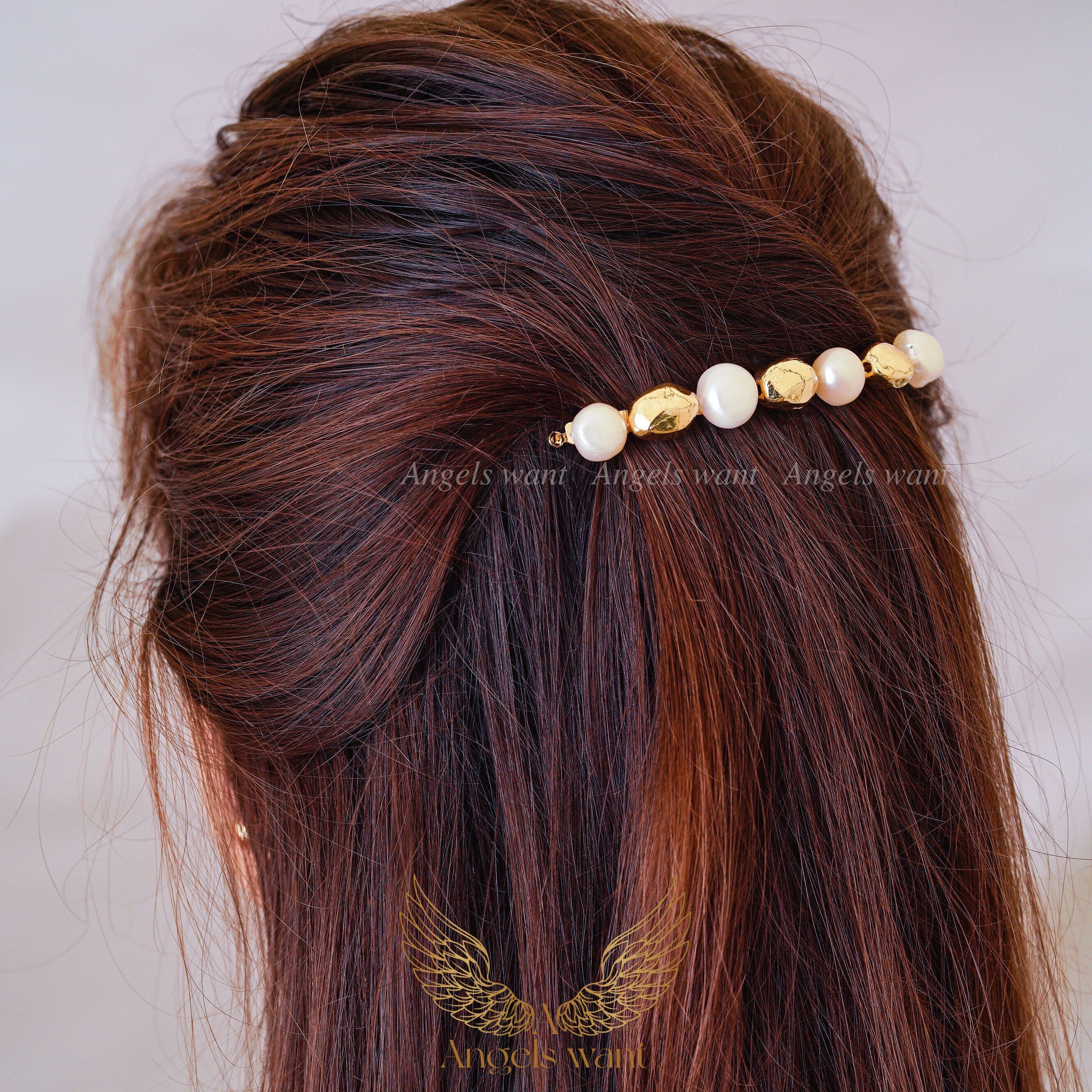Handmade Freshwater Pearl Barrette: Gold Wedding Hair Clip  display picture 3