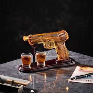 Gun Whiskey-karaffset för män – Bourbon Tequila-spritdispenser – Fars dag-present till pappa, make, morfar, heminredning och kollektion